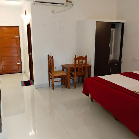 Hotel Neptune Kovalam Thiruvananthapuram Exteriör bild
