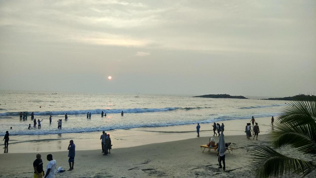 Hotel Neptune Kovalam Thiruvananthapuram Exteriör bild
